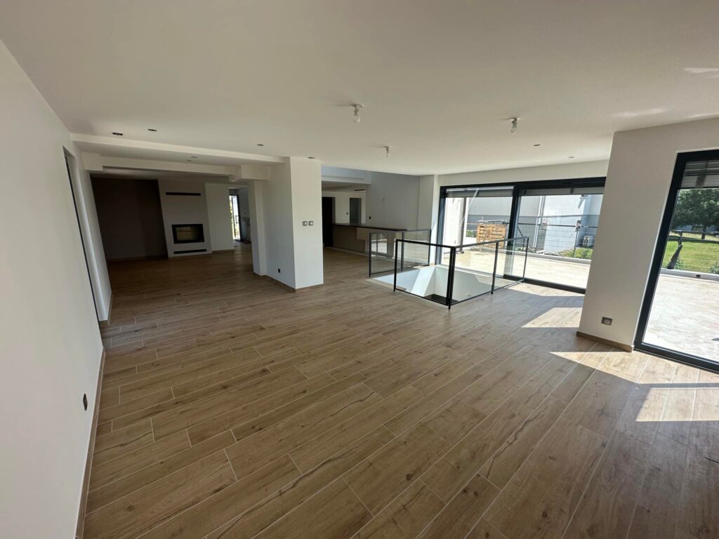 Aménagement Intérieur à Montbéliard : Guide Complet pour Réussir Votre Projet